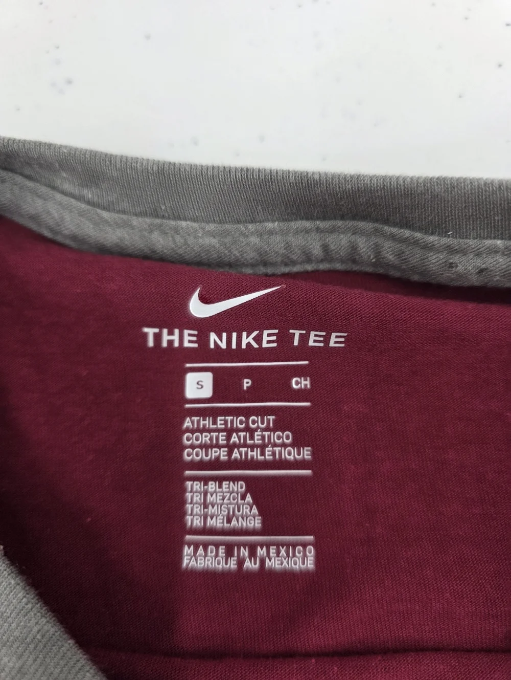 NWT‎ Nike Florida State Seminoles 3/4 Sleeve T-Shirt Womens Small Center Logo.